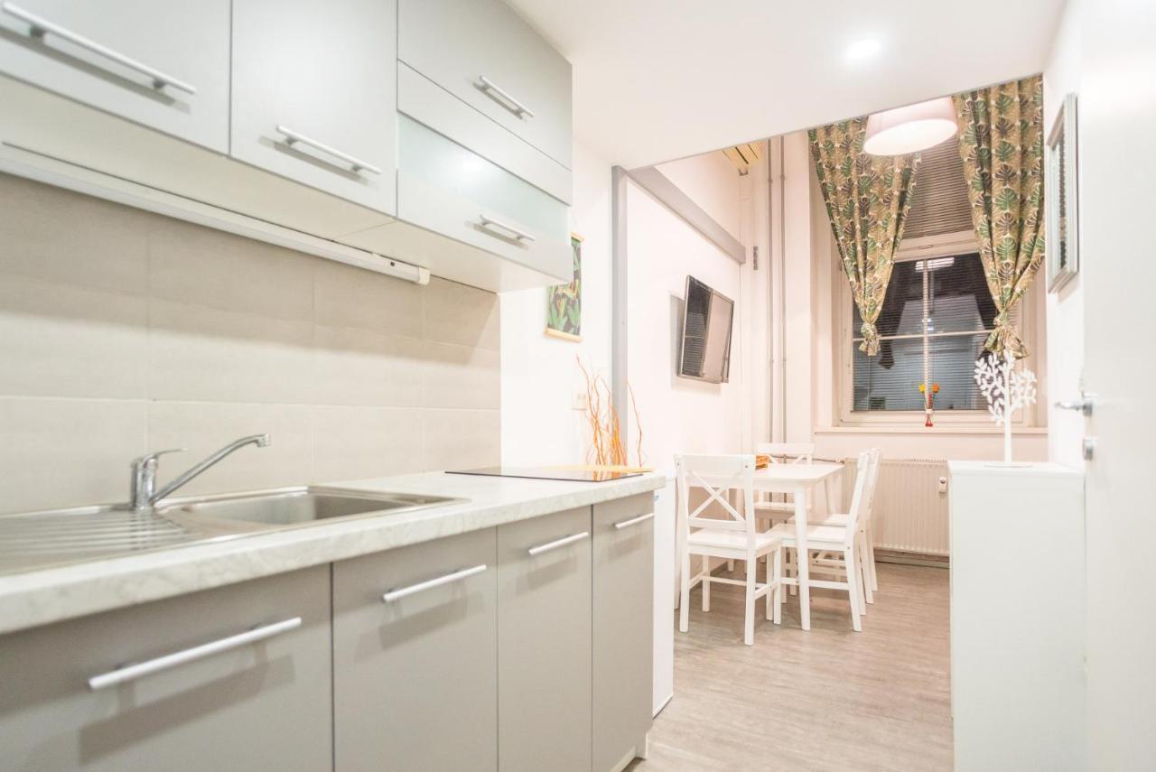 לובליאנה Apartma N'Poznam Tobacna מראה חיצוני תמונה