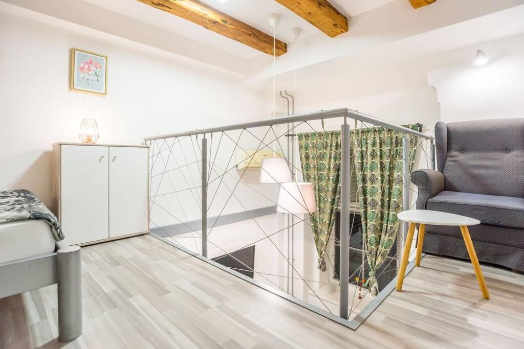 לובליאנה Apartma N'Poznam Tobacna מראה חיצוני תמונה